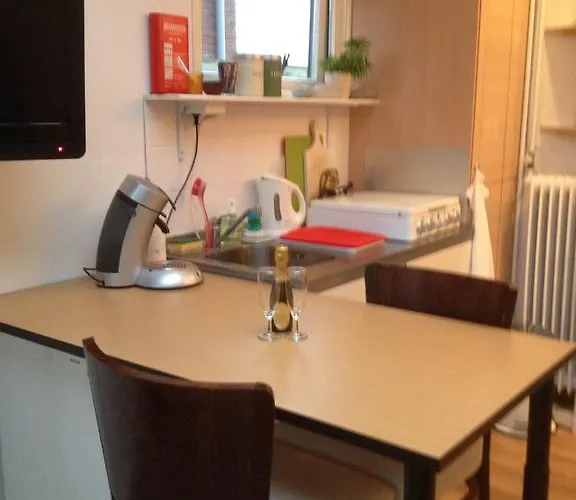 Lakeside Spiegelplas דירה