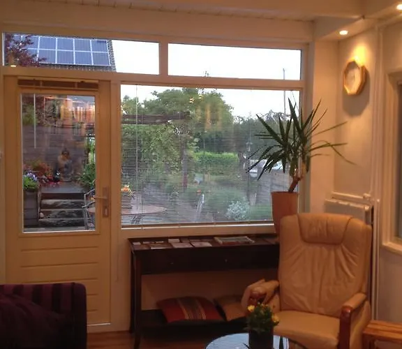 Lakeside Spiegelplas דירה